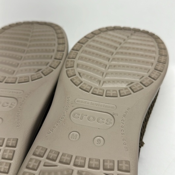 Crocs Santa Cruz Loafers Canvas Slip On Mesh Shoes Brown Tan 206558 Size Mens 9 - Picture 8 of 9